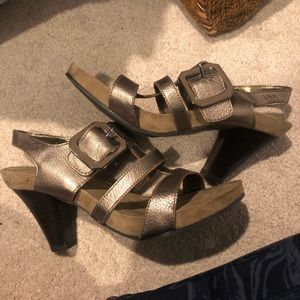 Aerosoles heels size 7.5